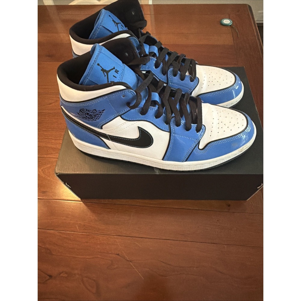 Air Jordan 1 SE Mid Signal Blue/Black/white Size 10 With Extra Laces - Picture 2 of 8
